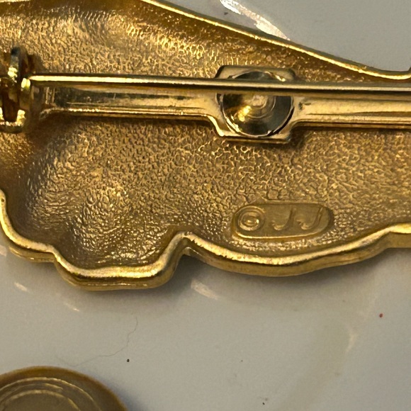 Vintage JJ Gold Hand with Pocket-watch Brooch - Picture 4 of 6